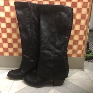Size 9 fergalicious boots